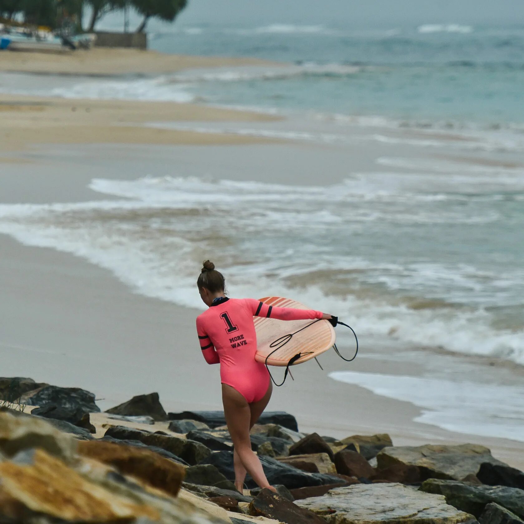 Серф Кемп на Шри Ланке. Серфинг на Шри Ланке. Серфинг новички Шри Ланка. Surf шри ланка