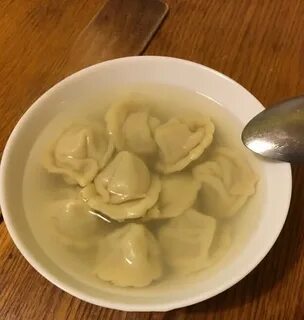 Ели пельмени