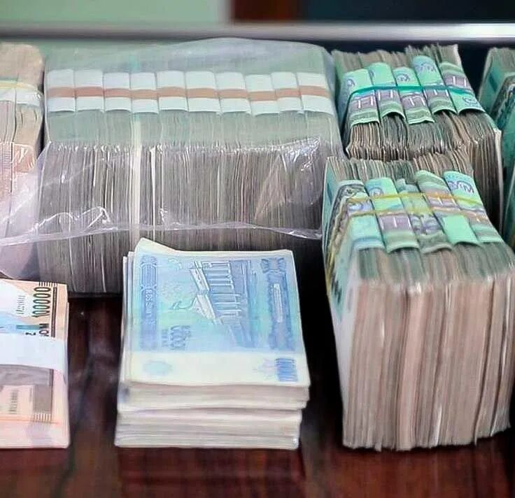 100 млн сумов в рублях. 1000000 узбекских сум. 1 миллион сум. бюджет маблағлари. 10 миллион сўм.