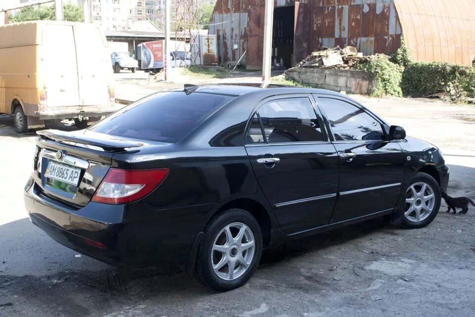 Диск byd f3. Byd f3 тонированный. byd f3 черный. byd f3 диски. byd f3 2008.