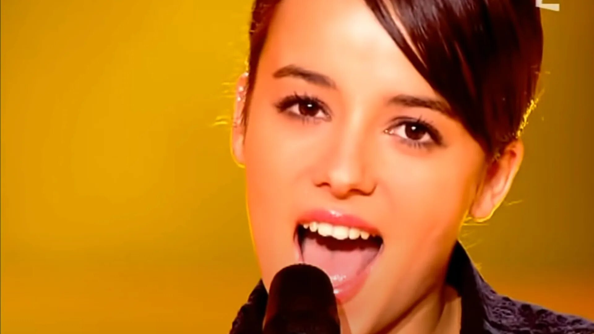 Alizee la isla bonita. Alizee la. Ализе la Isla Bonita. Alizee Исла Бонита. Alizee 2007.