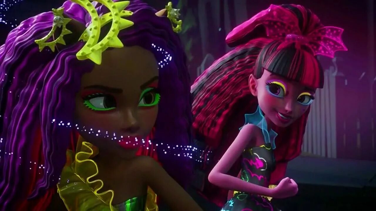 Монстер хай 2017. Школа монстров под напряжением. Монстер хай клодин вульф. Монстер хай electrified. Твайла монстер хай 2022.