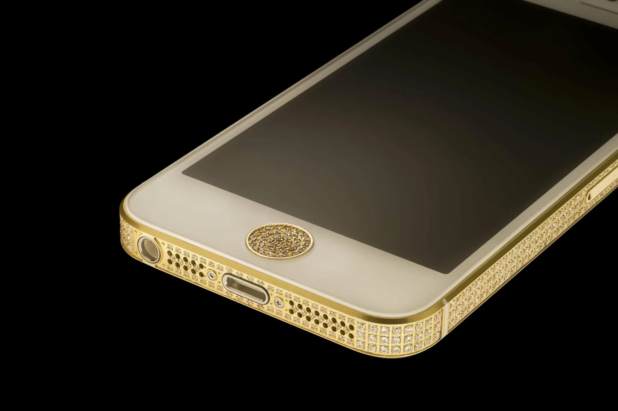 Apple iphone 5 Black Diamond Edition. Iphone 5 Gold. Iphone 5s золотой. Смартфон из золота.