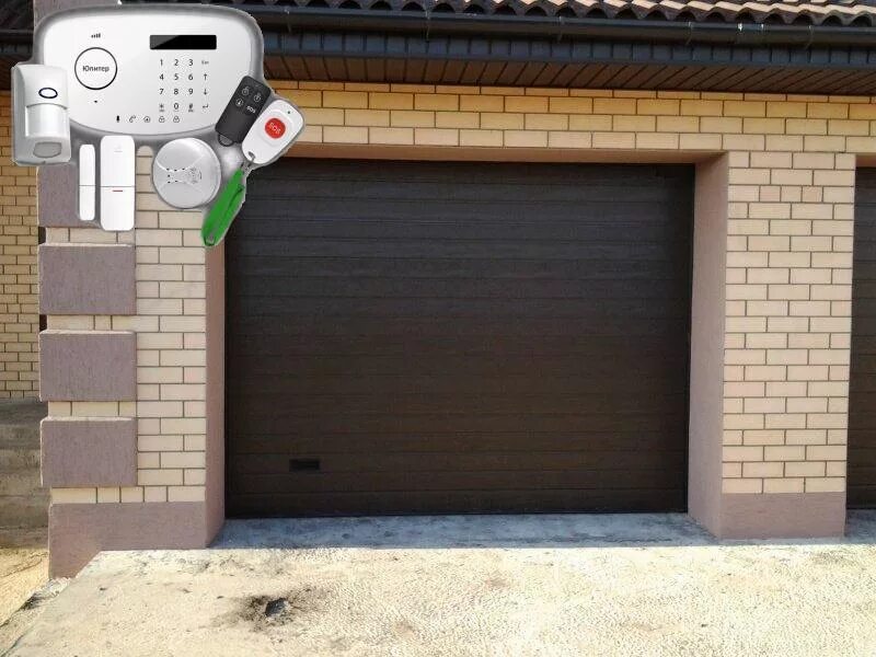 Охраняет гараж. Видеонаблюдение в гараже. Гаражная 81/6 краснодар. Пультовая охрана гаража. Защита гаража чоп.