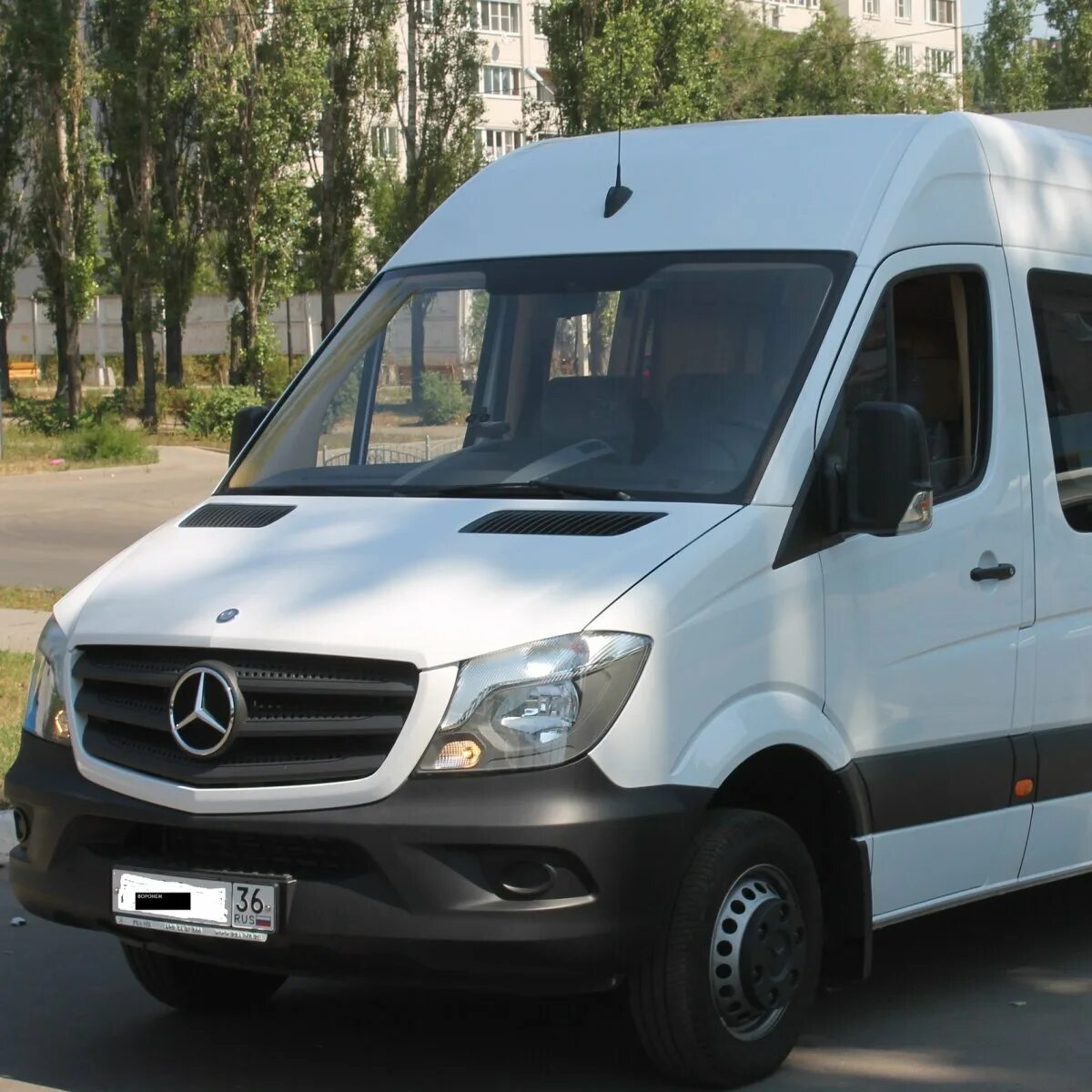 Мерседес Спринтер 2014г. Мерседес Бенц Спринтер пассажирский. Mercedes Sprinter 20. Мерседес Спринтер 20 мест.