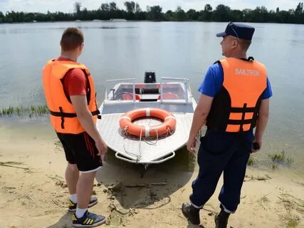 Матрос спасатель