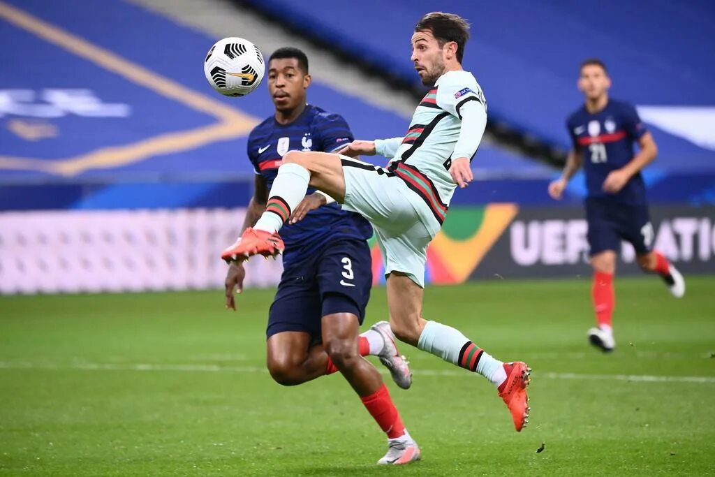 франция португалия 2016. португалия франция евро 2020. франция португалия евро двадцать четыре прямой эфир. португалия чемпион 2016. франция евро 2020.