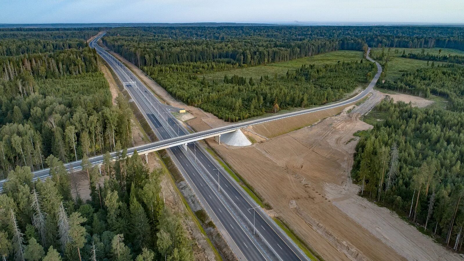 Дороги россии. Автомагистрали м-11 Москва Санкт-Петербург. М11 Москва Санкт-Петербург. Питер трасса м11. Трасса Москва Петербург м 11.