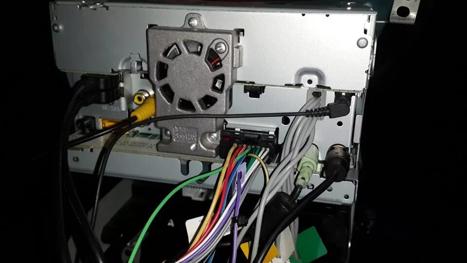 Магнитола пионер подключение камеры заднего. Pioneer avh x8600bt. магнитола пионер 8600bt. pioneer avh 8600bt. pioneer avh x8600bt rca.