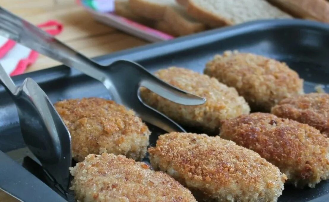 Котлеты столовские ссср. Котлеты из школьной столовой. Котлеты из столовой ссср. Котлеты столовские ссср. Микояновские котлеты.