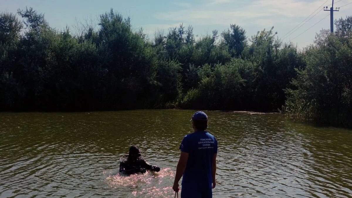 Выселки Тольятти озера. Купание в реке. Купание в озере. Купаться в озере.