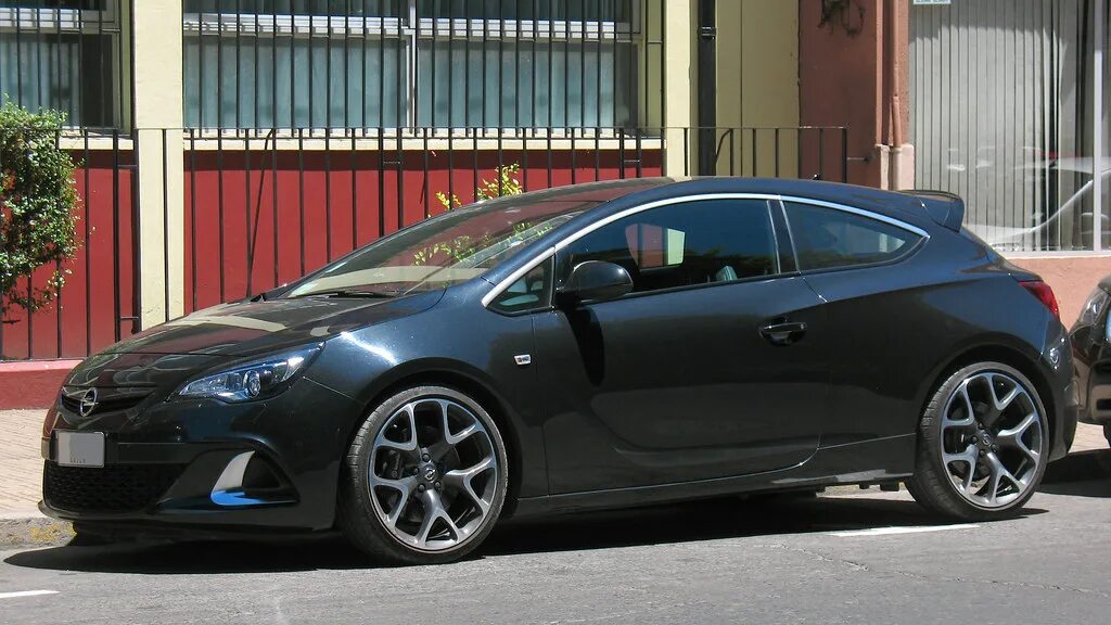 Опель Astra GTC 2014: Стиль и Технологии Естественные пейзажи Фотогалерея природ