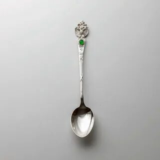 Серебряная чайная ложка