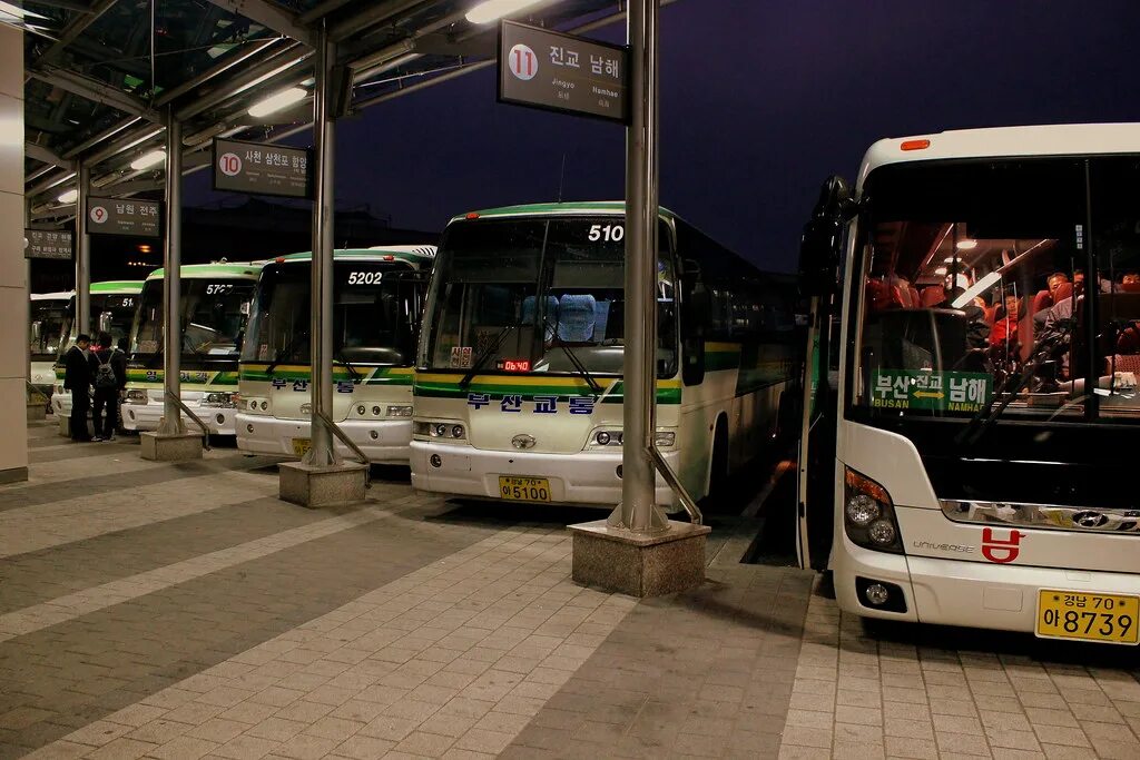 Cold bus terminal. Busan bus. автобус в пусан. busan bus terminal. busan station.