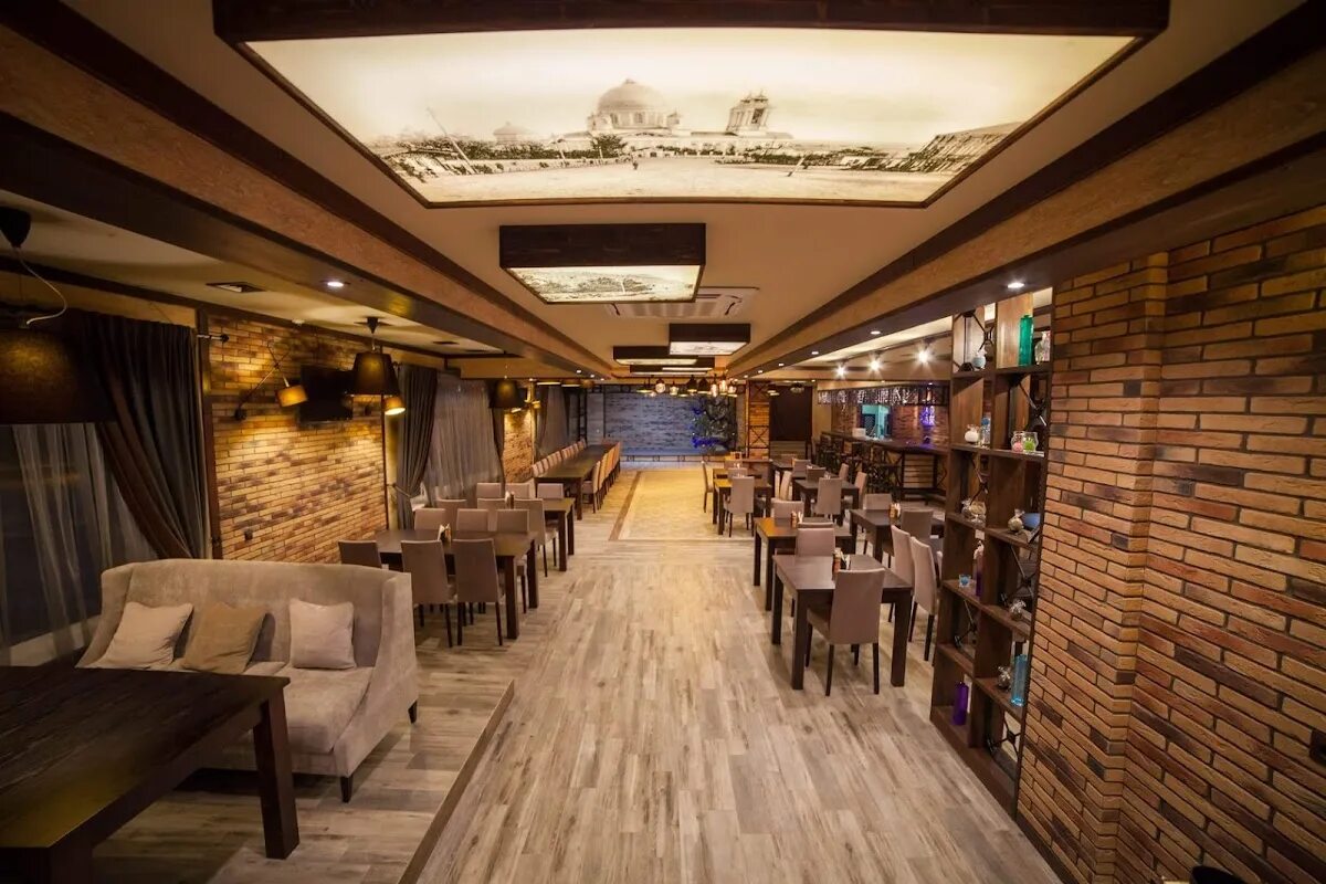 кафе южные ворота. южные ворота ресторан. кафе южные ворота. династия курск ресторан банкетный зал. южные ворота курск гостинично-ресторанный комплекс.