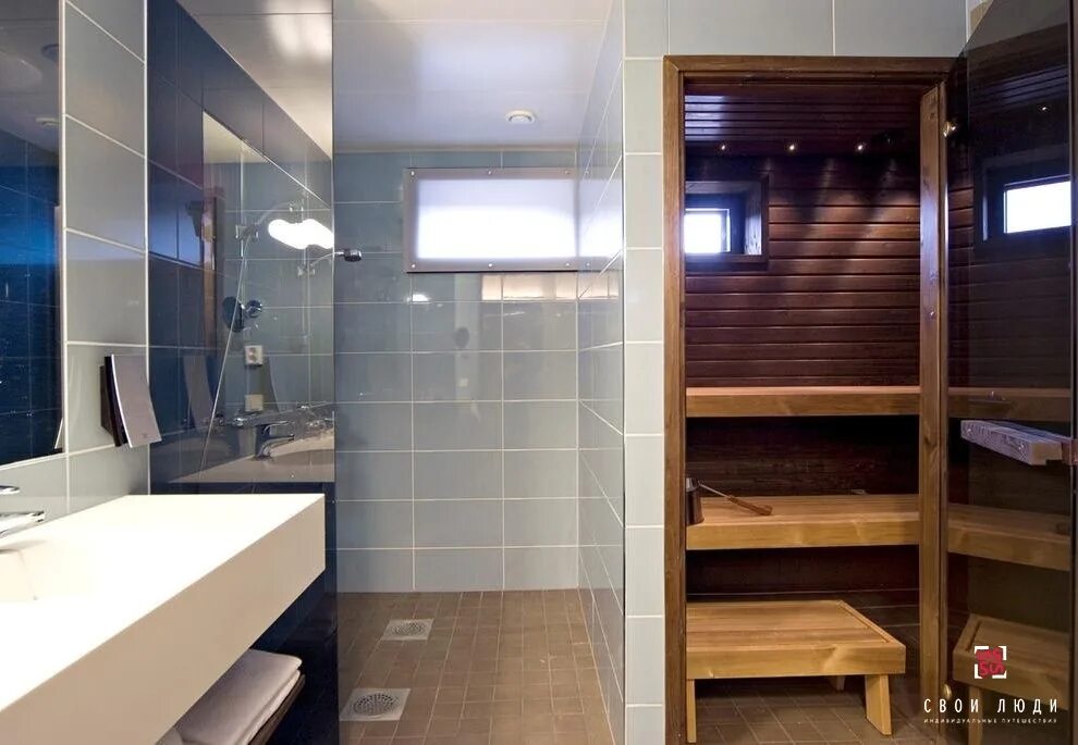 Интерьер и дизайн домашней сауны в ванной комнате на фото Casas
