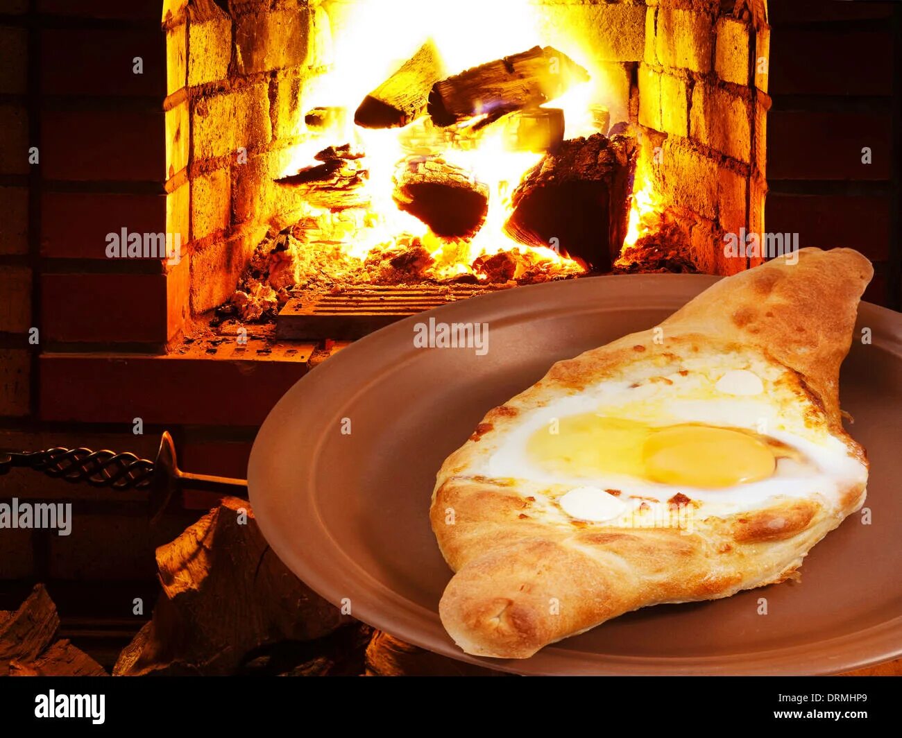 Аджарский хачапури. Аджарский хачапури титаник. Аджарские хачапури лодочка. Хачапури аджарули. Грузинский хачапури по аджарски.