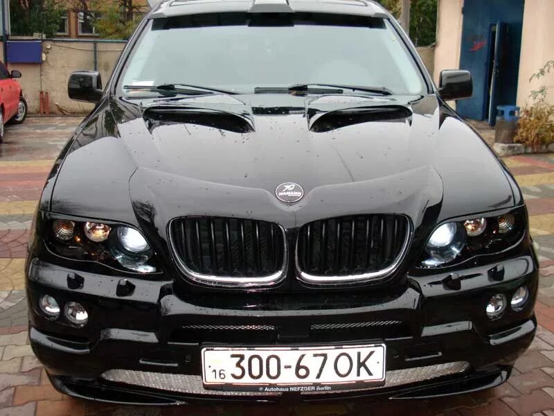 Бмв е70 дорестайлинг. БМВ х5 тюнингованный. БМВ х5 е53. BMW x5 e50. БМВ х5 черный.