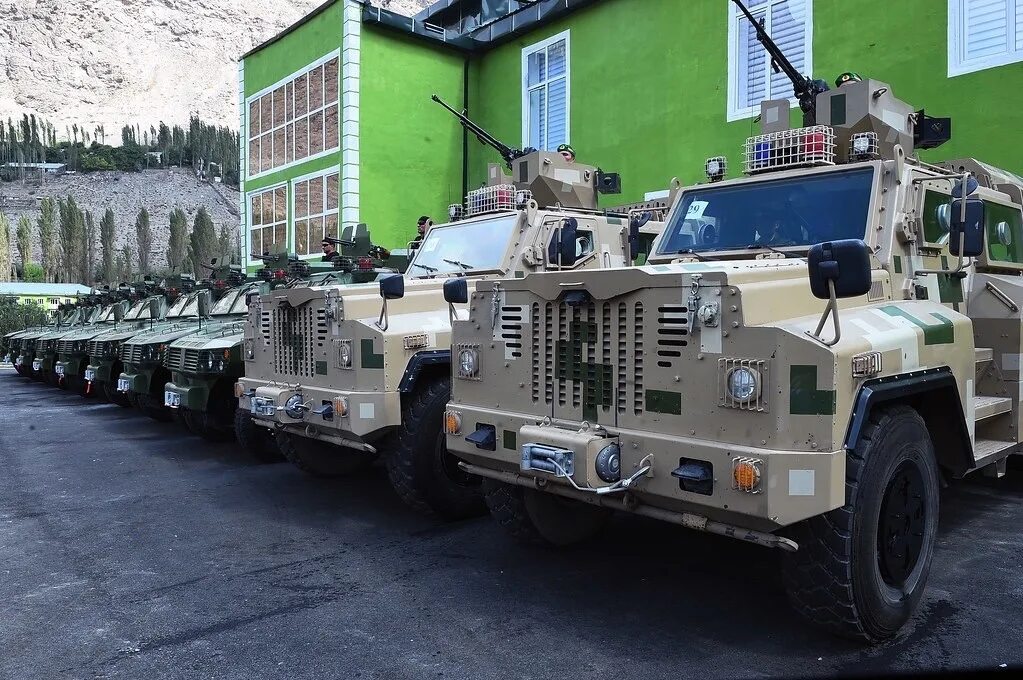 Special vehicles. MRAP VP-11. Norinco VP 11. Бронеавтомобиль Norinco vp11. Китайские броневики Norinco vp11.