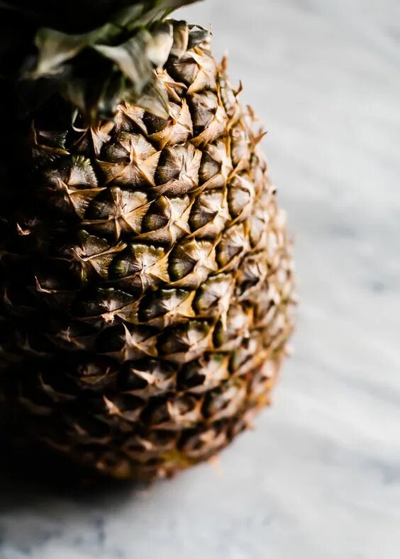 Вырастить ананас дома. Созревший ананас. Что надо сделать чтобы ананас дозрел. Поспел ананас. Как выбрать спелый ананас в магазине.