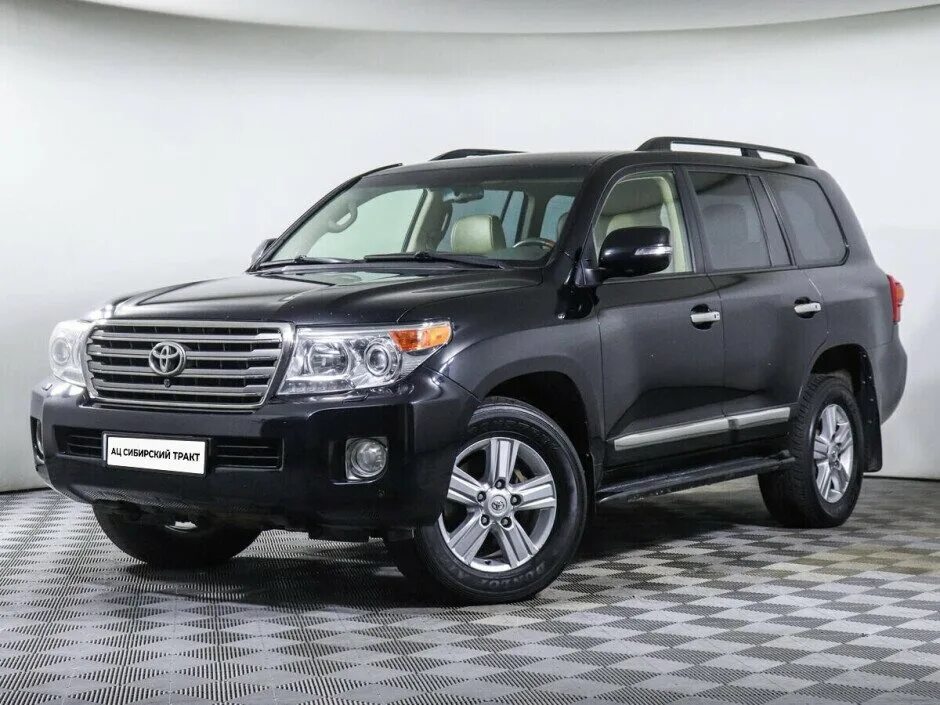 Купить авто до 1000000 рублей с пробегом. Toyota Land Cruiser 200 2011. Toyota Land Cruiser 200 2014. Toyota Land Cruiser 200 2012. Toyota Land Cruiser 2013.