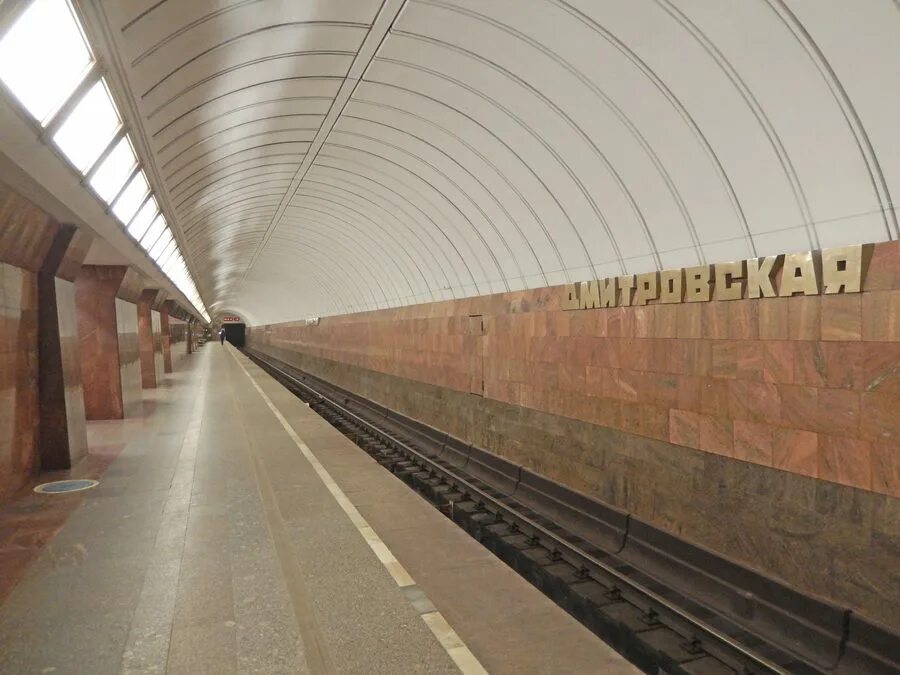 Тимирязевская цвет. Савёловская (станция метро, серпуховско-тимирязевская линия). метро савеловская серпуховско-тимирязевской линии. станция савеловская серпуховско-тимирязевской линии. серпухов тимирязевская линия.