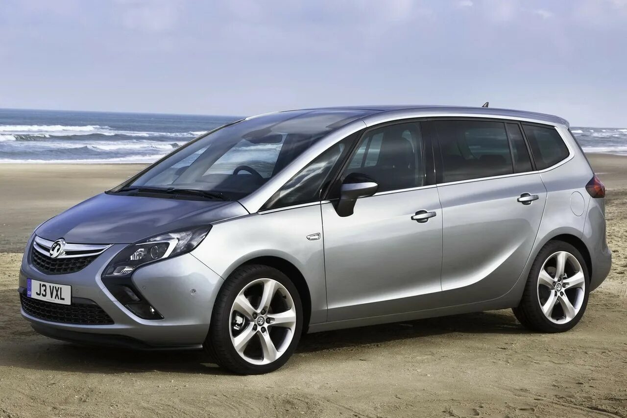 Opel Zafira Tourer. Опель Зафира 2020. Опель Зафира Турер 2015. Opel Zafira c Tourer.