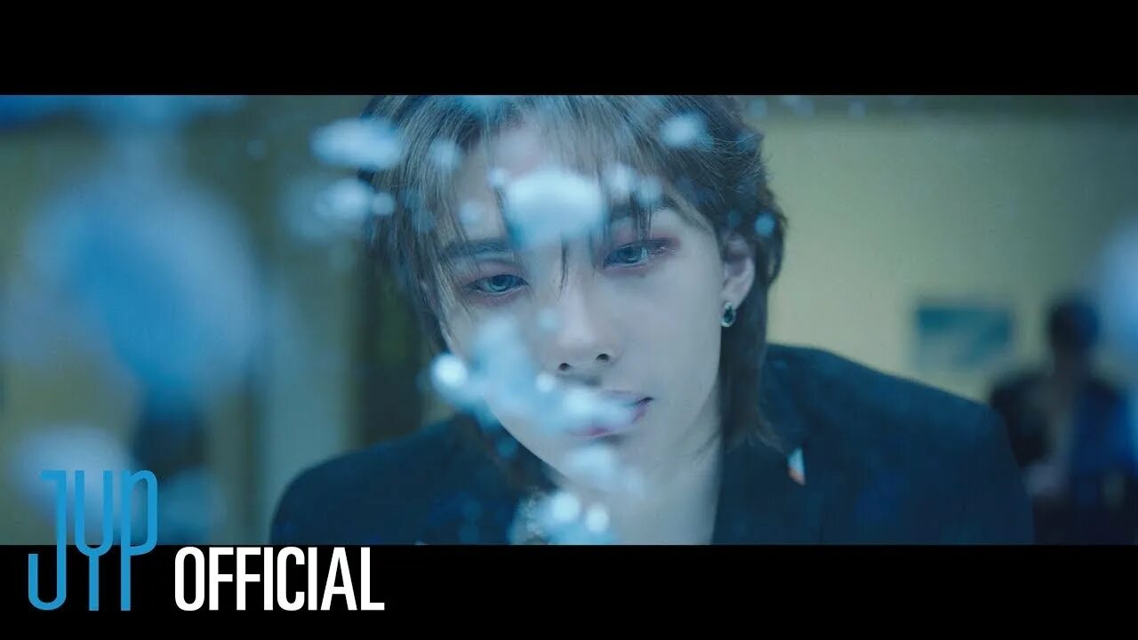 Лучшие клипы стрей кидс. Лучшие клипы стрей кидс. Группа stray kids 2020. Stray kids стоп кадры. Лучшие клипы стрей кидс.