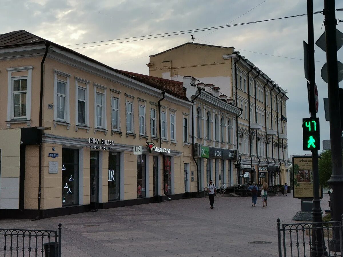 Москва улица ленина. Универмаг улица ленина, москва. Улица ленина новосибирск. Ул ленина в москве. Пешеходная улица ленина в новосибирске.