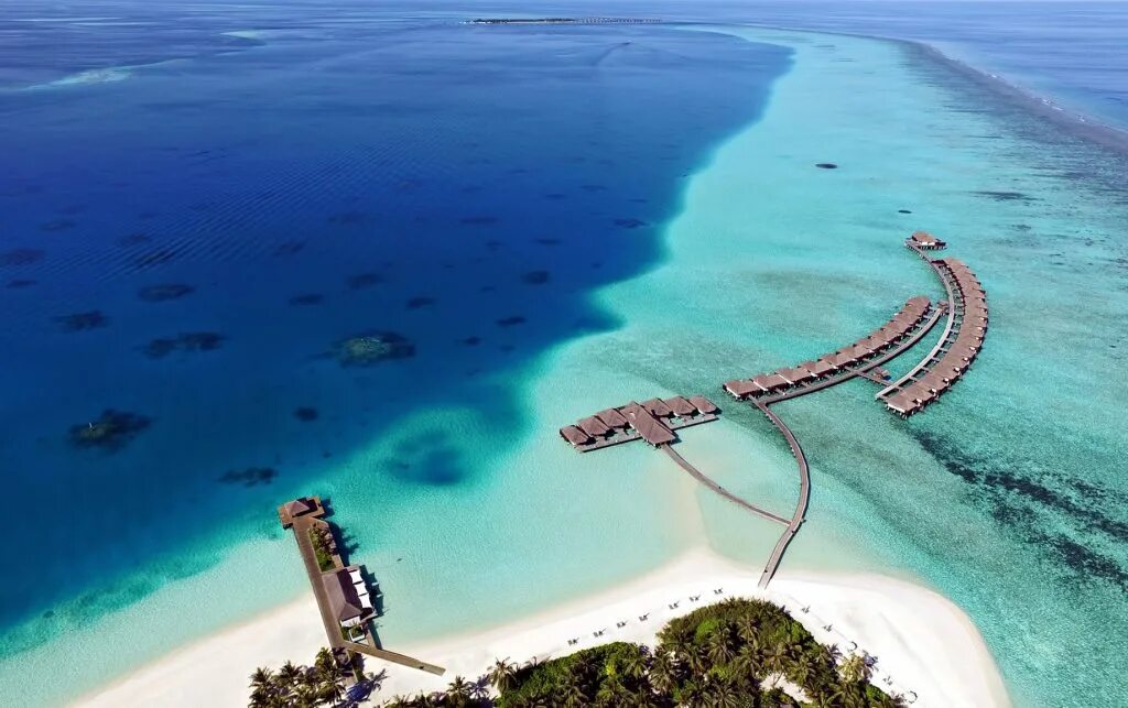Атолл Велассару Мальдивы. Velassaru Maldives Велассару, South male Atoll. Мальдивы Аравийское море. Океан омывающий мальдивы