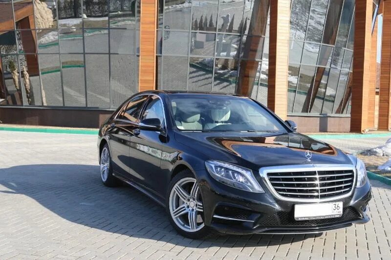 Купить мерседес w222. Transfers Mercedes w222. W222 2014. Мерседес Воронеж. Мерс 222 на свадьбу.