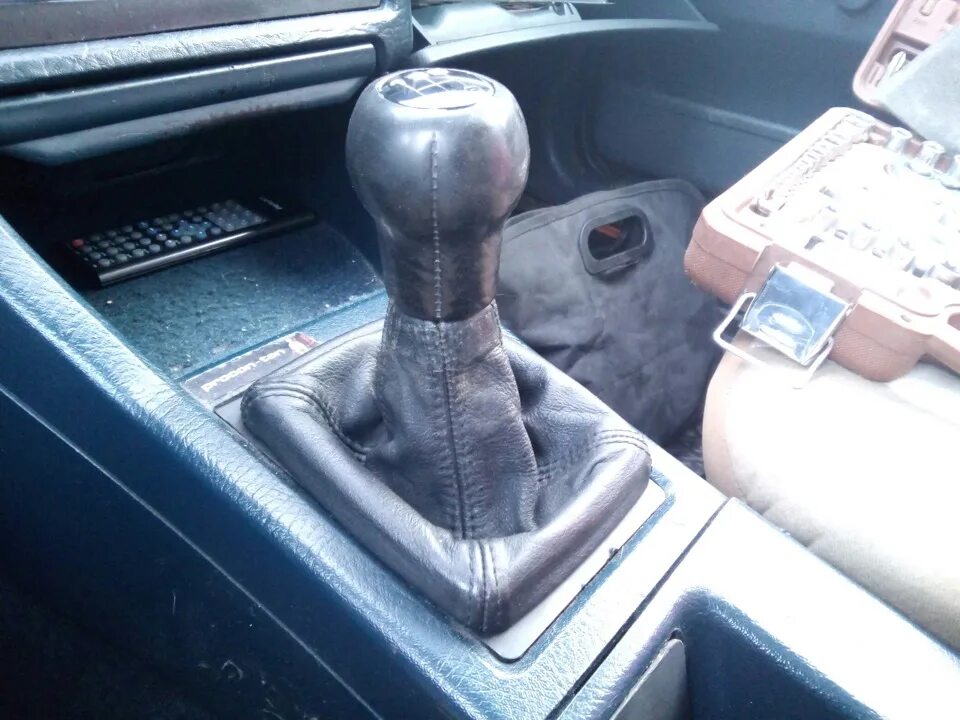 Как снять чехол кпп ауди 80 чехол ручки КПП Audi 80 (B4), 2 л, 1993 года стайлинг DRIVE2