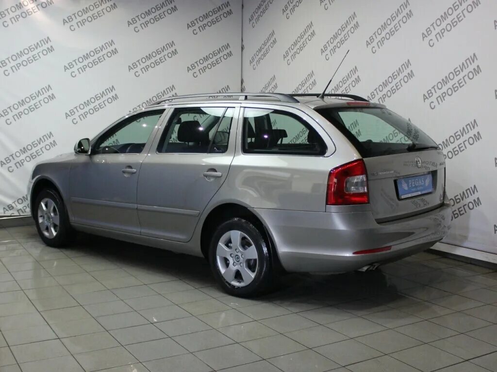 Универсал с пробегом. Шкода универсал 2005-2010. шкода универсал 300л.с. skoda octavia 2018 универсал с пробегом. шкода универсал старая модель.