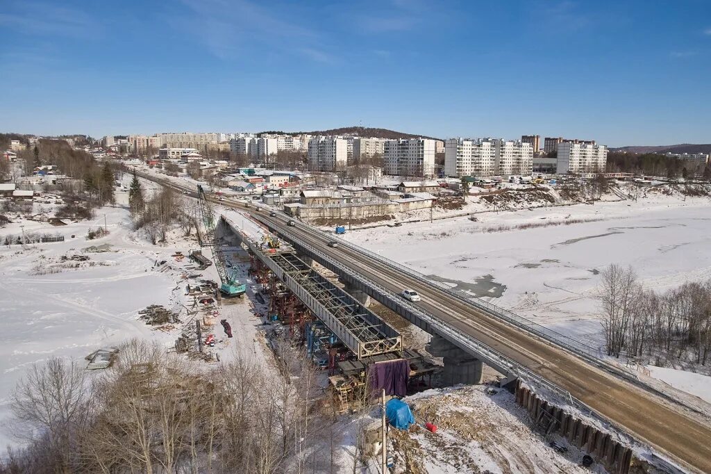 Тында амурская область сегодня. Тында. Г Тында Амурская область. Тында мост. Пешеходный мост в Тынде вокзал.