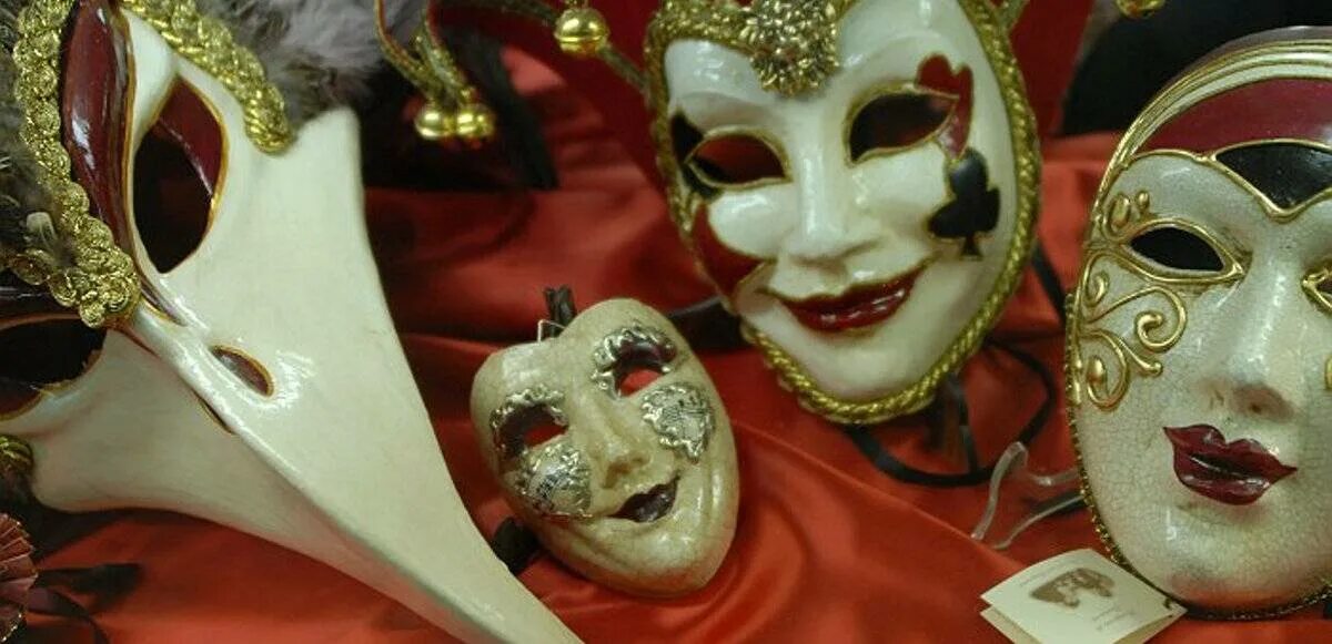 Венецианская маска dama di Venezia. Венецианская маска Пьеро. Венецианская маска Леонардо. Театральная маска мастер класс