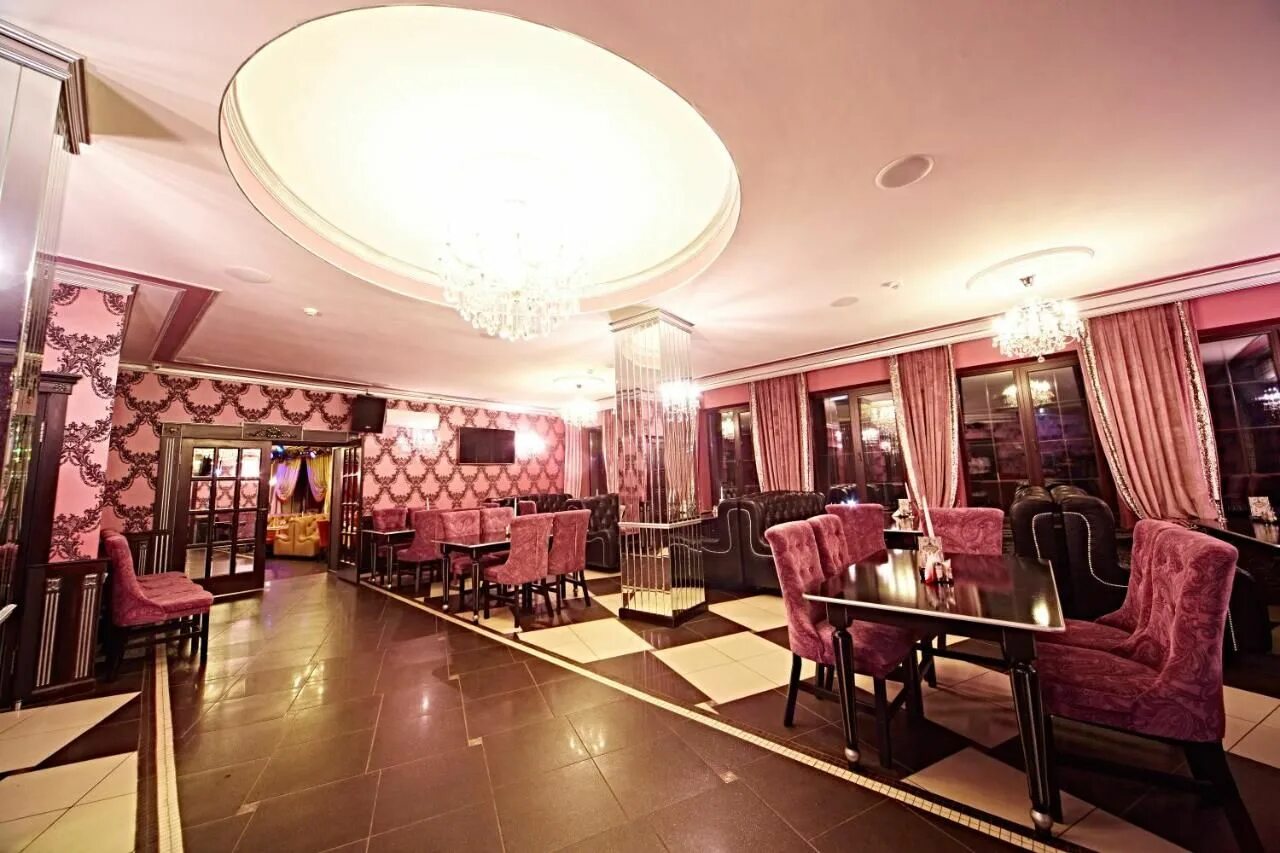 Бристоль брянск бежица. Бристоль брянск сауна бежица. Бристоль брянск ресторан. Гостиница бристоль брянск. Гостиница бристоль брянск.