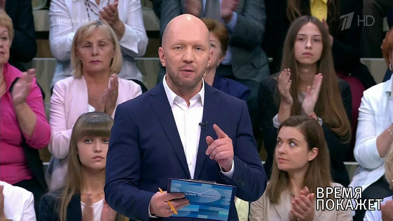 Время покажет новый год. Екатерина стриженова и анатолий кузичев. время покажет 2018. время покажет 2016 года. россия 1 время покажет.
