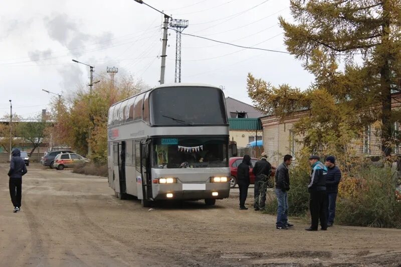 Транспортные южноуральск. Автовокзал Троицк Челябинская область. Автобус Троицк Челябинск. Троицкий автовокзал Челябинская. Автобус Челябинск Южноуральск.