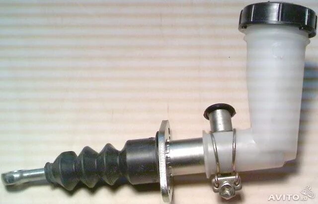 Цилиндр сцепления нива 21213. Цилиндр главного сцепления 2123. Главный цилиндр сцепления niva chevrolet. Гцс шеви нива. Цилиндр сцепления шеви нива.