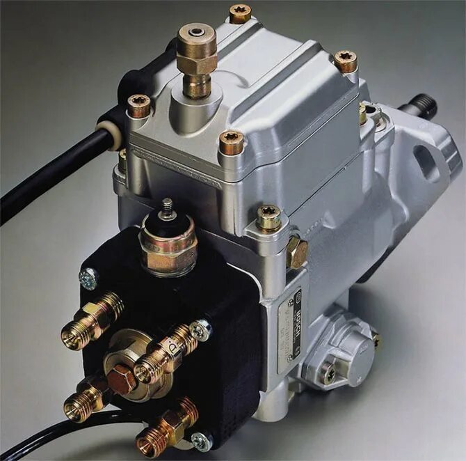 Тнвд. Топливный насос bosch vp37. тнвд одноплунжерный высокого давления. тнвд распределительный бош. насос тнвд bosch.