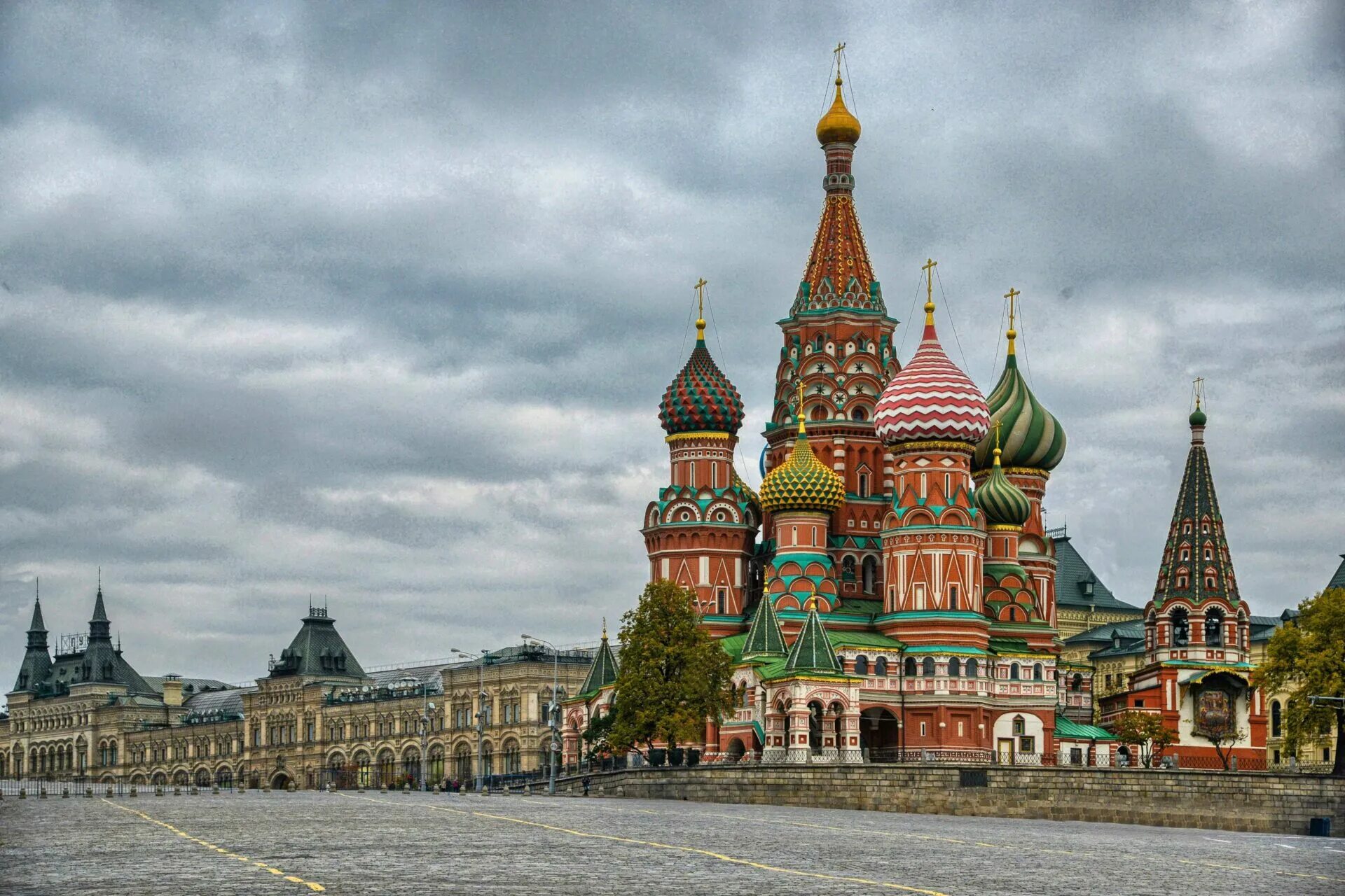 Как называется храм на красной площади. Московский собор василия блаженного. православный храм василия блаженного. №4. собор василия блаженного. собор василия блаженного горизонтально.