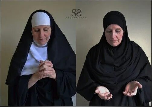 Какая рука у мусульман считается грязной. Мусульманка и христианка. Хиджаб в христианстве. Мусульманка или христианка.
