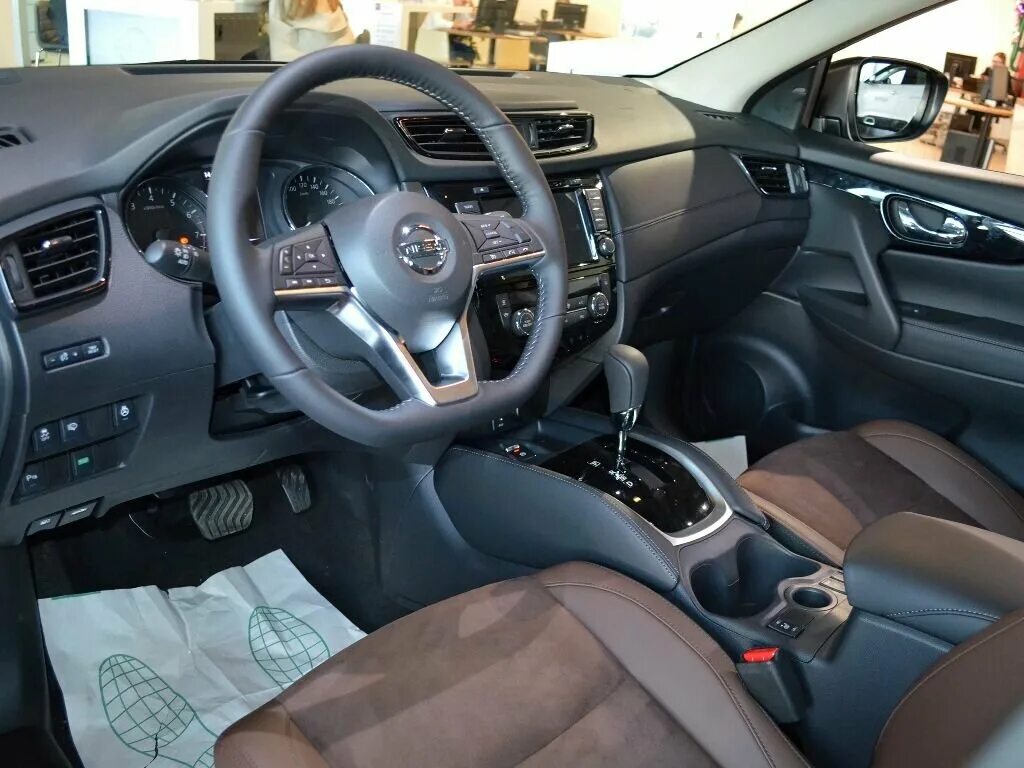 Ниссан х трейл квадратный полная комплектация. Ниссан комплектация le. Nissan qashqai 2020 le. Ниссан комплектация le. Nissan x-trail 2022 le top.