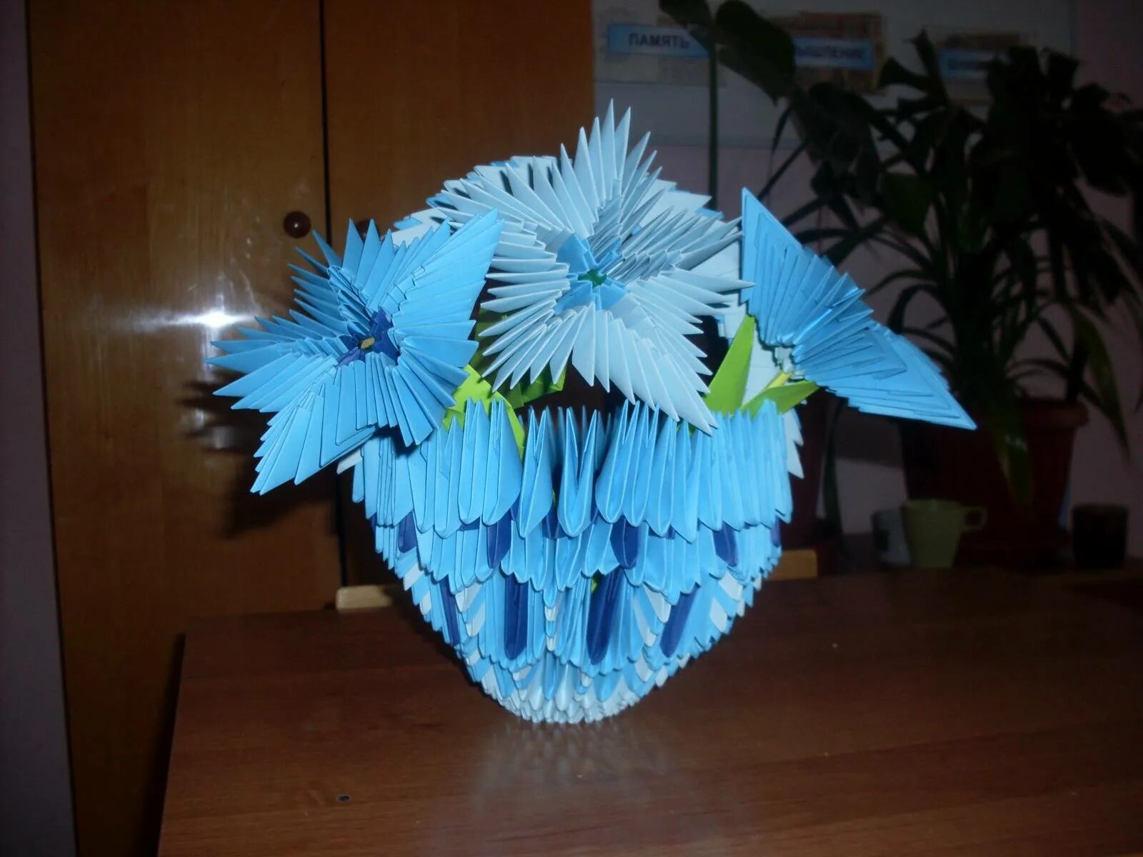 Модульное оригами. Поделки из модулей. Модули из бумаги. Цветы из модулей. Поделка оригами цветы