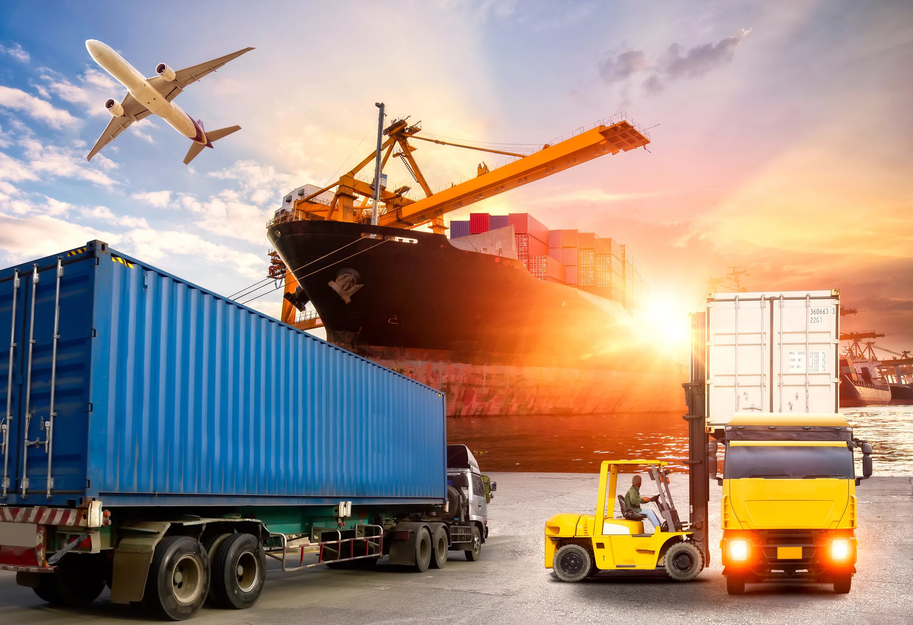 Продажа транспортных услуг. Транспортная компания Cargo transport Logistics. Мультимодальные перевозки. Контейнерные перевозки. Промышленный транспорт.