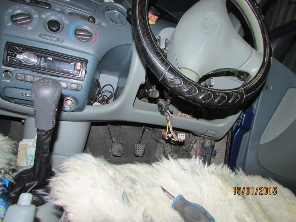 Подключение сигнализации на витц 2011 Установка автосигнализации на Toyota Vitz Точки подключения, расположение и цв