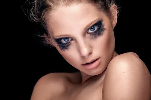 Crying make up