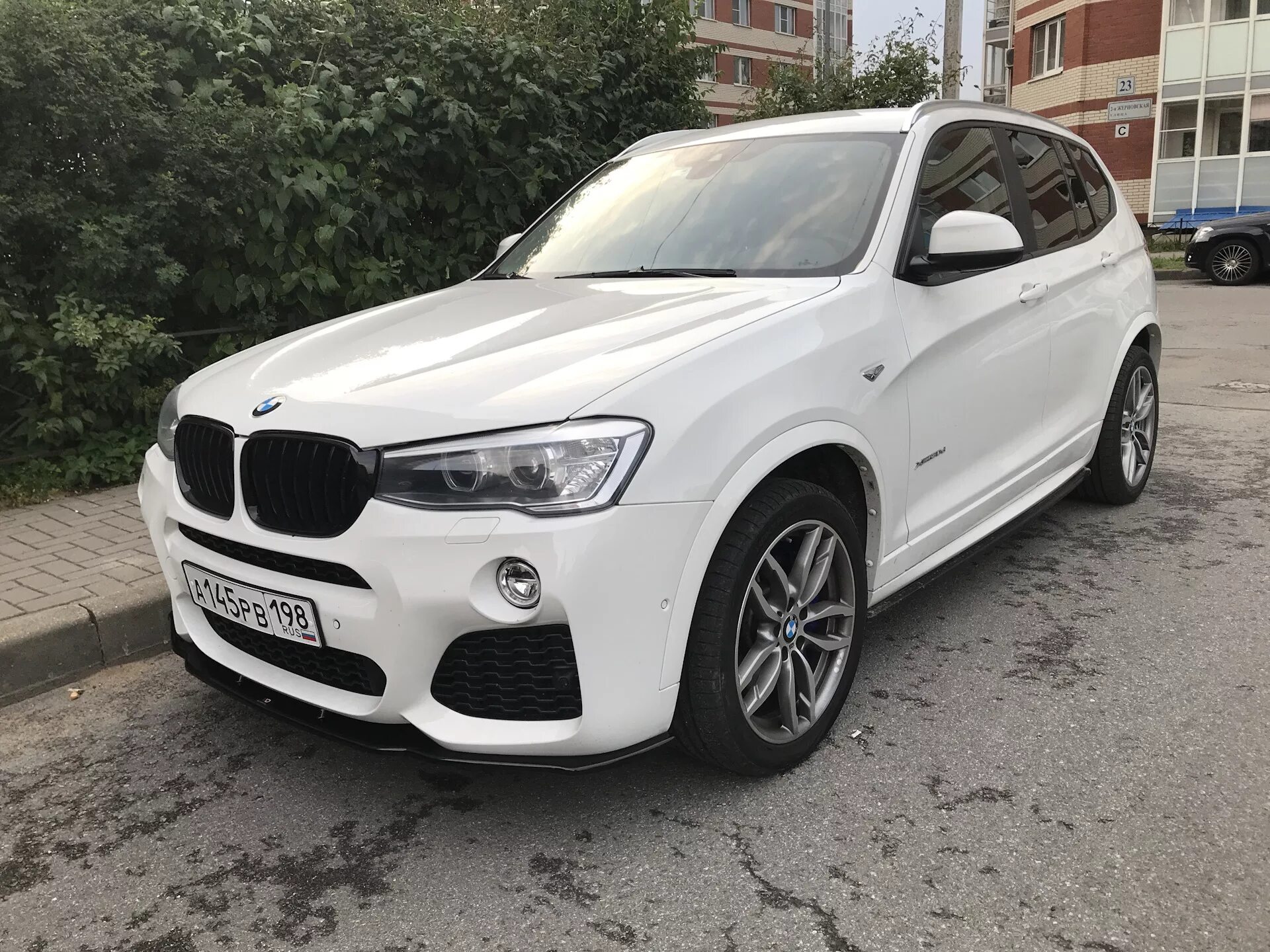 Куплю бмв х3 f25. БМВ х3 ф25. BMW x3 f25 м пакет. БМВ х3 ф25 Рестайлинг. BMW x3 f25 Рестайлинг.