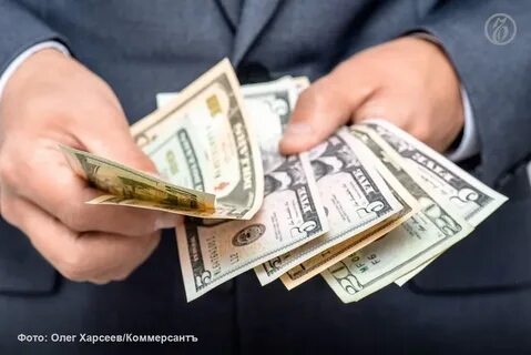 Продавать выручку в валюте