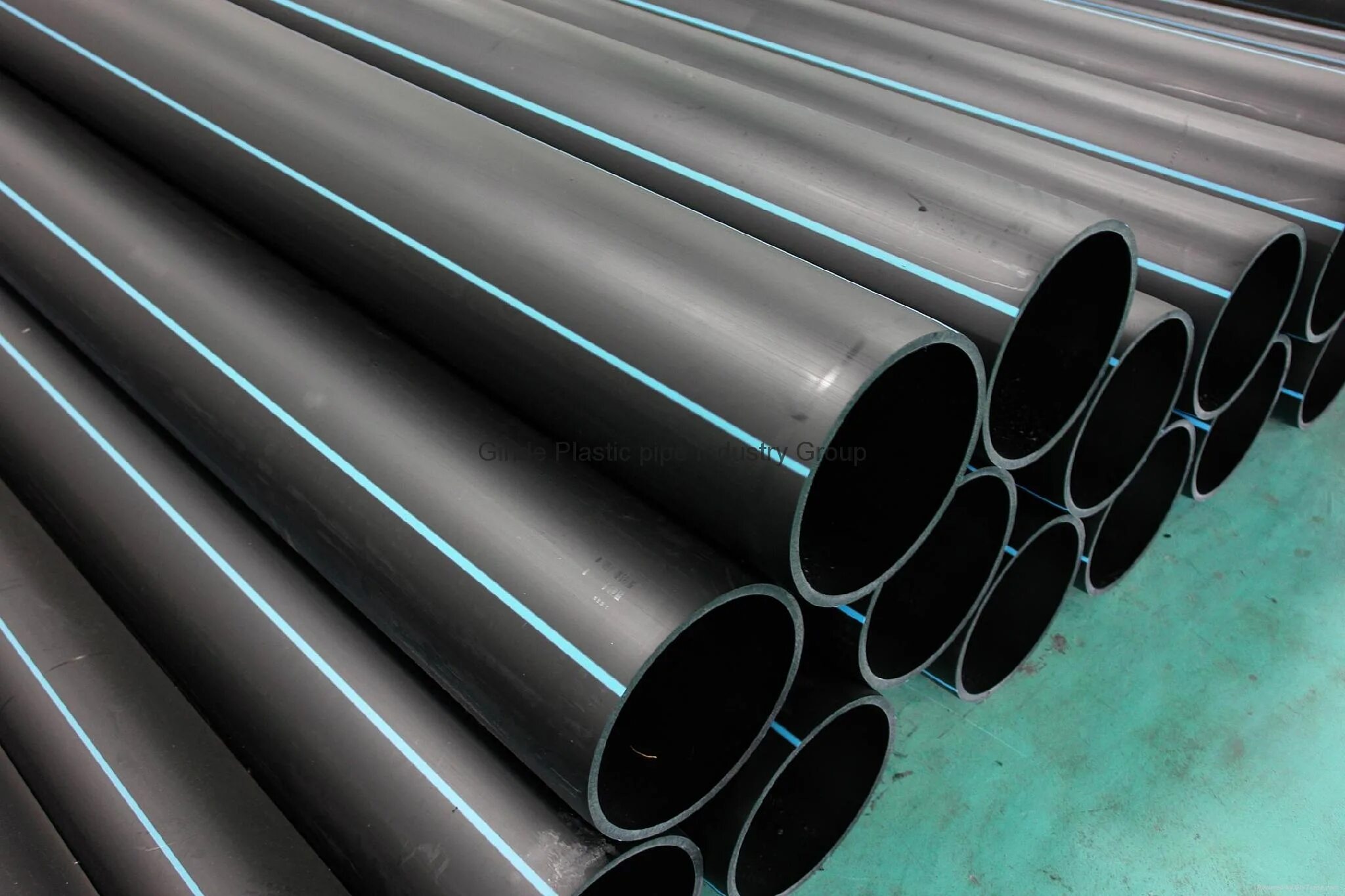 Что такое труба. Полиэтиленовые трубы (hdpe) пэ 100 sdr. труба hdpe wavin d 250. труба hdpe wavin. труба пнд 150 мм.
